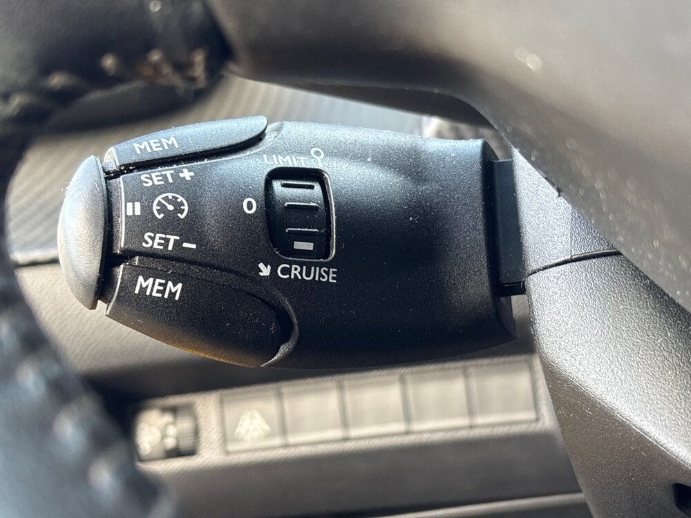 Occasion PEUGEOT 208 208 PureTech 100 S&S BVM6 - Allure