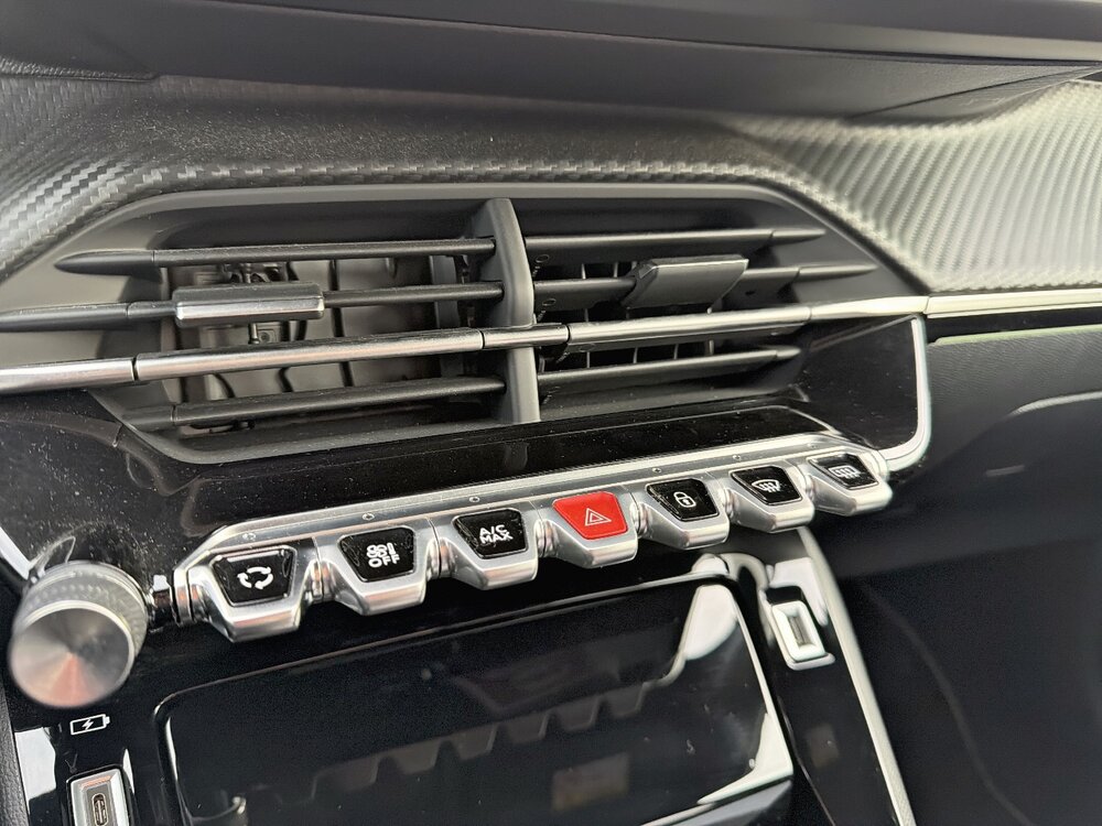 Occasion PEUGEOT 208 208 Hybrid 100 e-DCS6 - GT