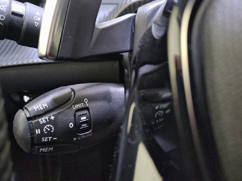 Occasion PEUGEOT 208 208 Hybrid 100 e-DCS6