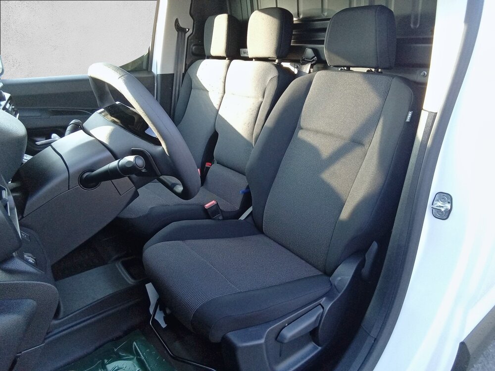 Occasion PEUGEOT Partner E-PARTNER FOURGON M 800 KG 136 CH BATTERIE 54 KWH