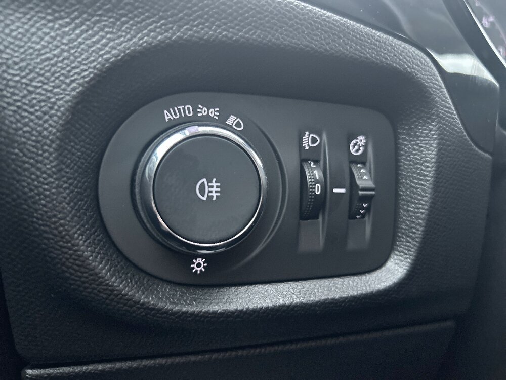 Occasion OPEL Corsa Corsa 1.2 75 ch BVM5 - Edition