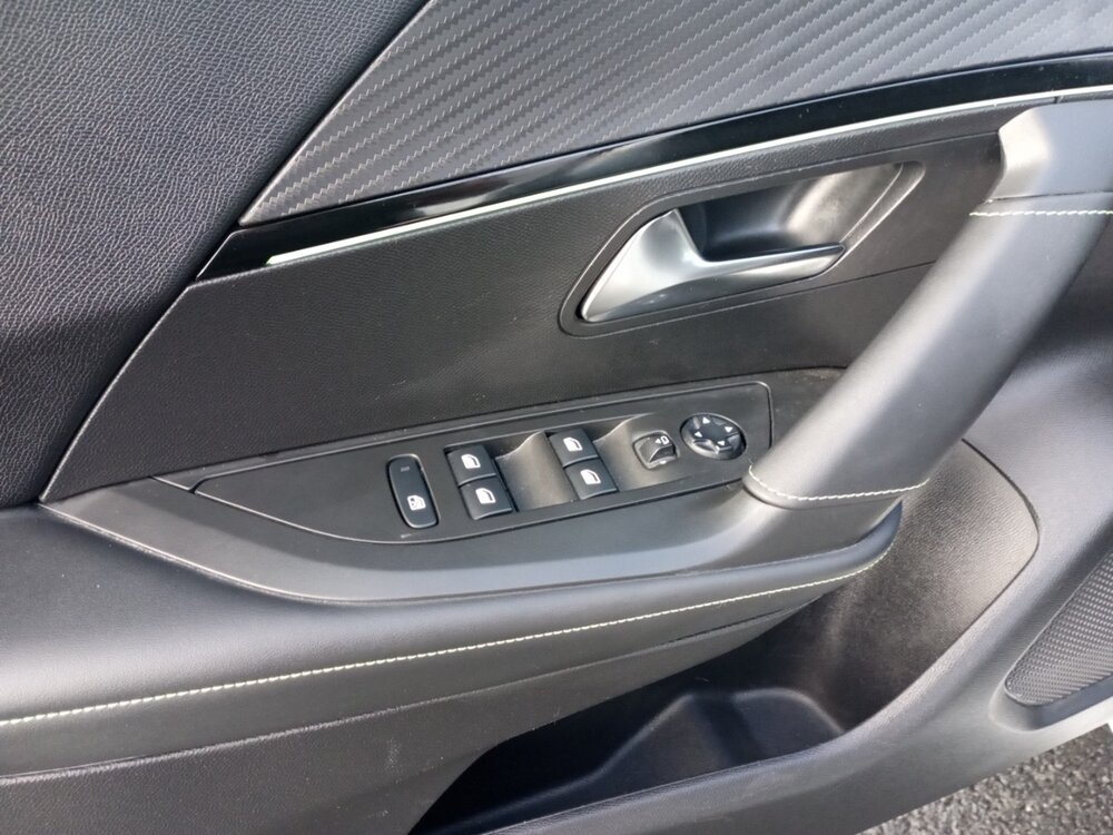 Occasion PEUGEOT 2008 2008 PureTech 130 S&S EAT8 - GT