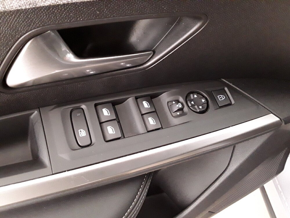 Occasion PEUGEOT 3008 3008 Hybrid 145 e-DCS6 - Allure
