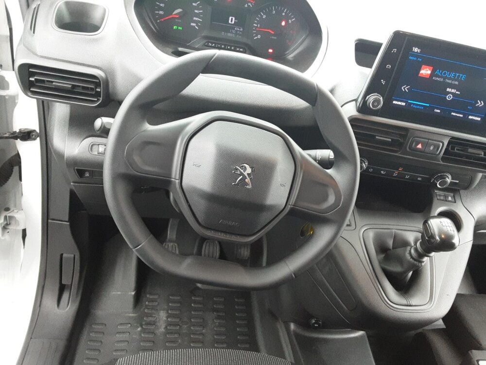 Occasion PEUGEOT Partner PARTNER FOURGON STANDARD 1000 KG PURETECH 110 S&S BVM6