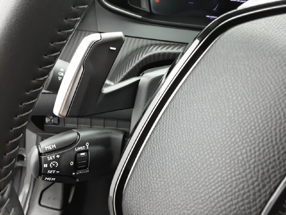 Occasion PEUGEOT 208 208 Hybrid 110 e-DCS6 - Allure
