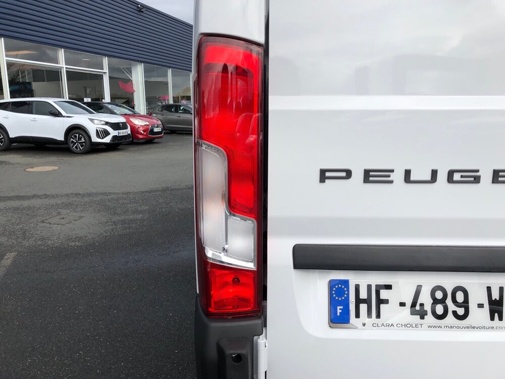 Occasion PEUGEOT Boxer BOXER FGN TOLE 3.5 T L2H2 140 S&S BVA8