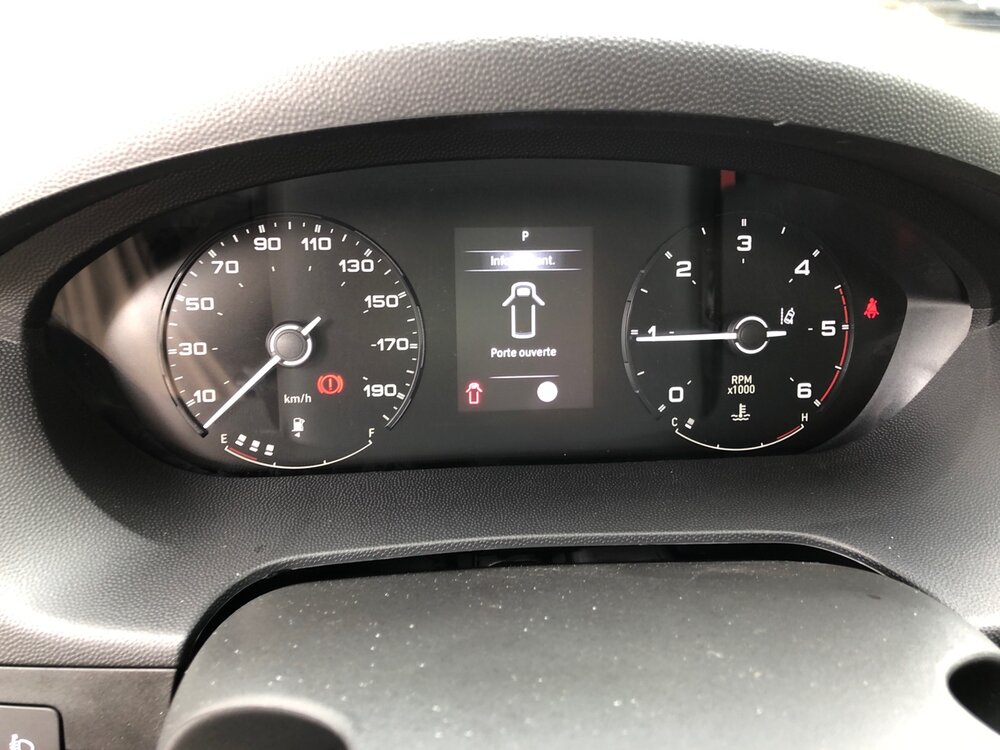 Occasion PEUGEOT Boxer BOXER FGN TOLE 3.5 T L2H2 140 S&S BVA8