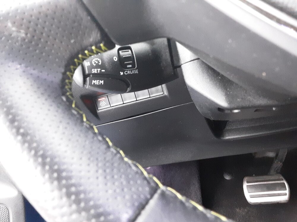 Occasion PEUGEOT 208 208 PureTech 100 S&S EAT8 - GT Line