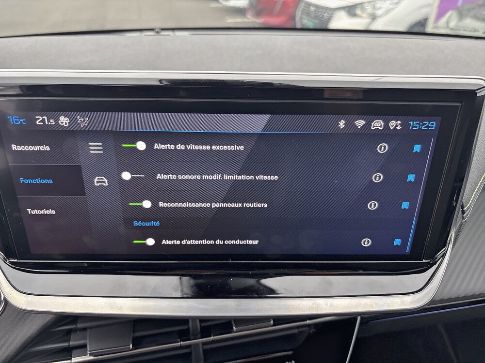 Occasion PEUGEOT 208 208 Hybrid 136 e-DCS6 - GT