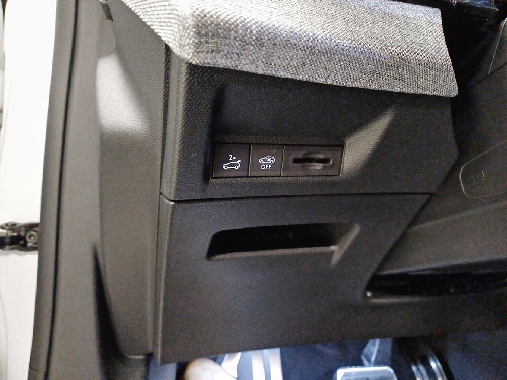 Occasion PEUGEOT 3008 3008 Hybrid 145 e-DCS6 - GT