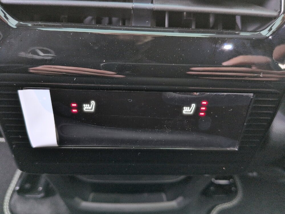 Occasion PEUGEOT 3008 3008 Electrique 325 ch 4x4 73 kWh - Dual Motor First Edition