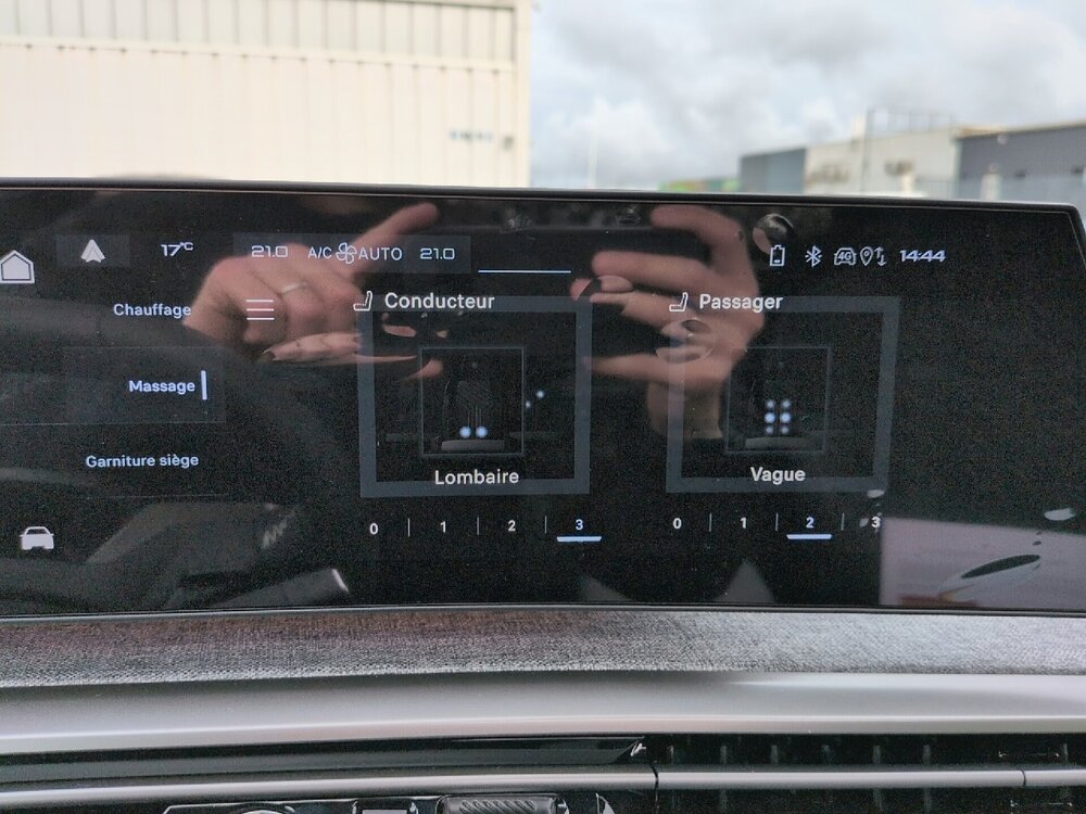 Occasion PEUGEOT 3008 3008 Electrique 325 ch 4x4 73 kWh - Dual Motor First Edition