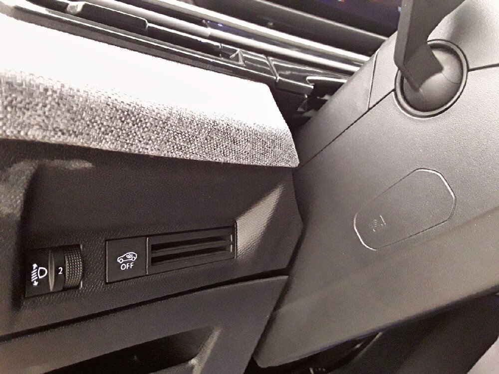 Occasion PEUGEOT 3008 3008 Hybrid 136 e-DCS6 - Allure