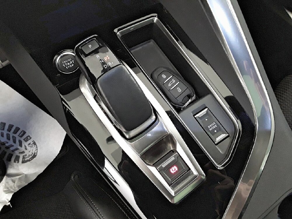 Occasion PEUGEOT 3008 3008 Hybrid 225 e-EAT8 - GT