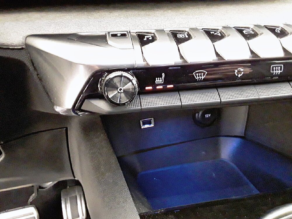 Occasion PEUGEOT 3008 3008 Hybrid 225 e-EAT8 - GT