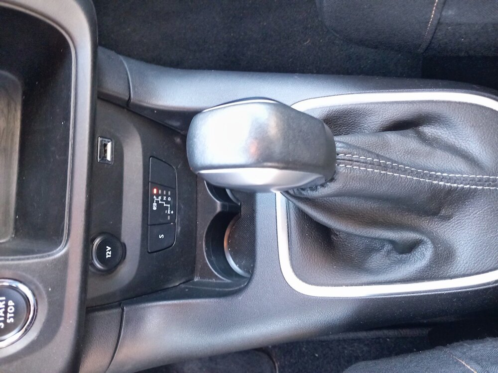 Occasion CITROEN C3 C3 PureTech 110 S&S EAT6 - Shine Pack