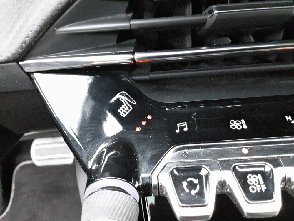 Occasion PEUGEOT 208 208 Electrique 50 kWh 136ch - GT Pack