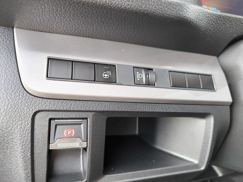 Occasion CITROEN Jumpy JUMPY CAB APPROFONDIE TYPE-H PACK M BLUEHDI 180 S&S EAT8 - S&S EAT8