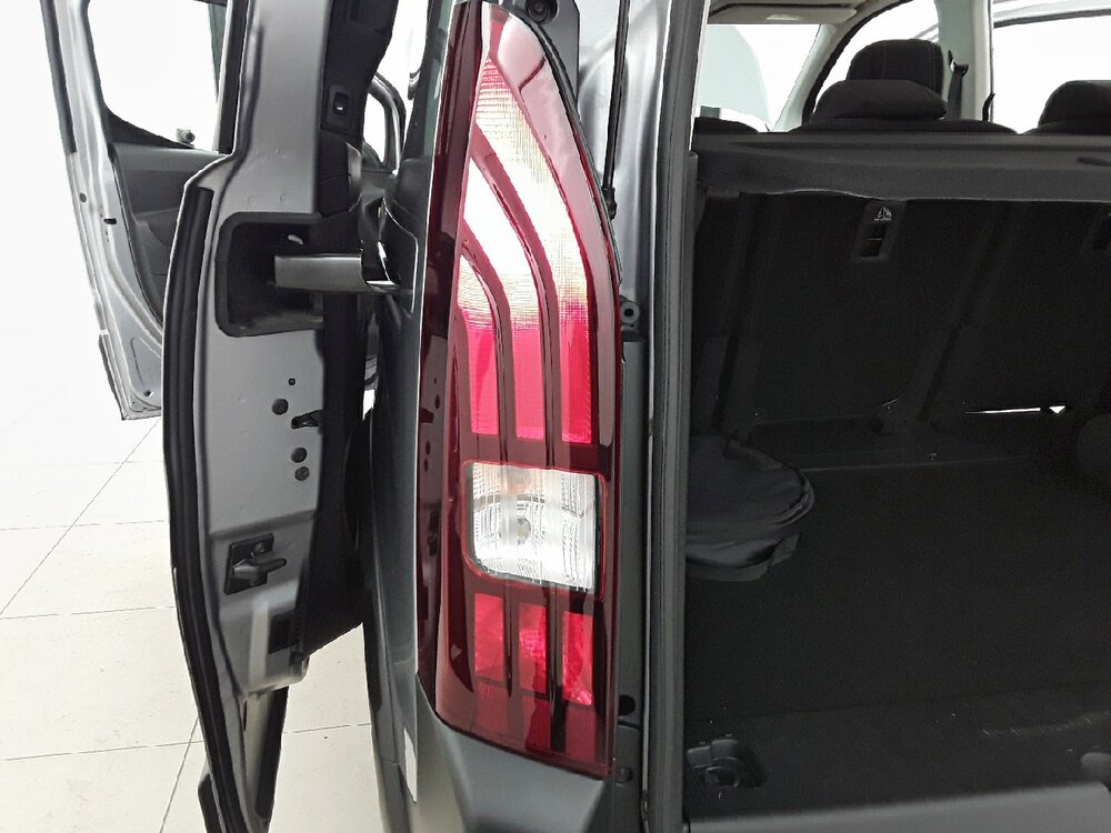 Occasion PEUGEOT Rifter e-Rifter M e136ch Batterie 54kWh 5pl