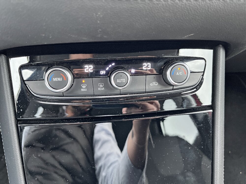 Occasion OPEL Grandland X Grandland X Hybrid 225 ch BVA8 - Elegance Business