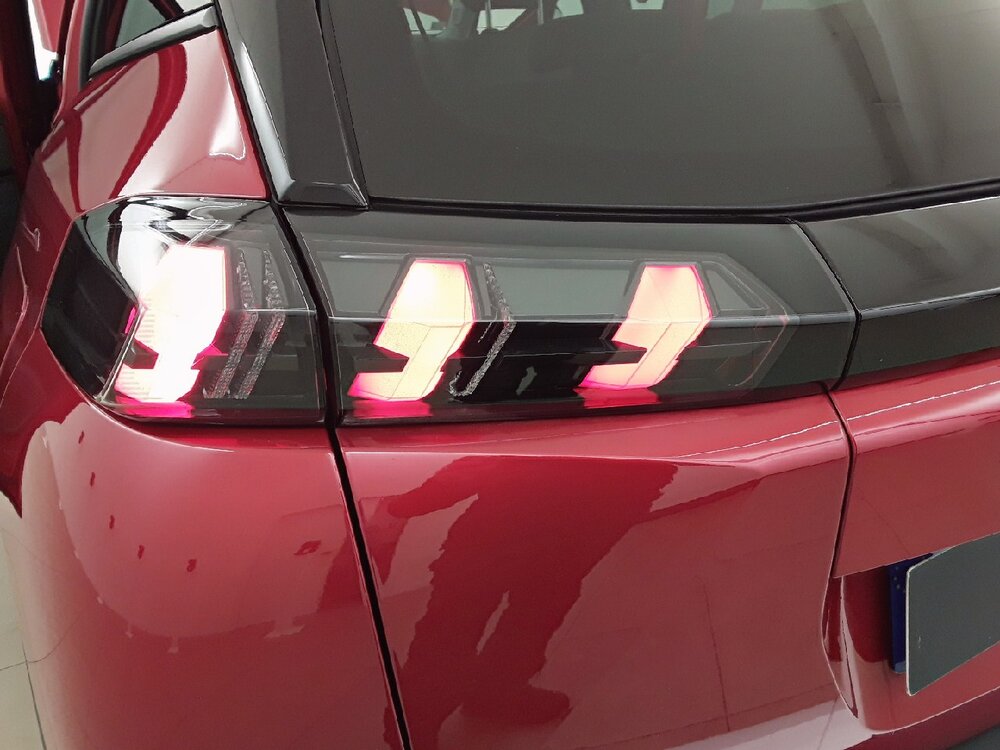 Occasion PEUGEOT 2008 2008 Moteur électrique 136 ch - Allure Business