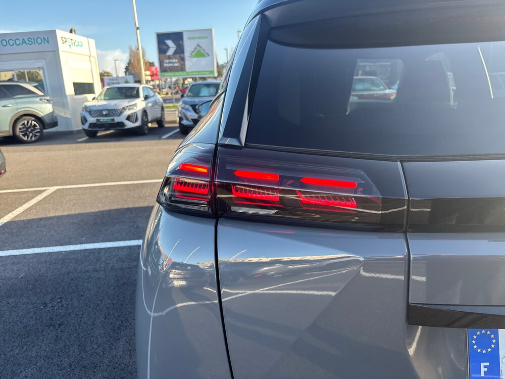 Occasion PEUGEOT 2008 2008 Hybrid 145 e-DCS6 - série spéciale ENVY