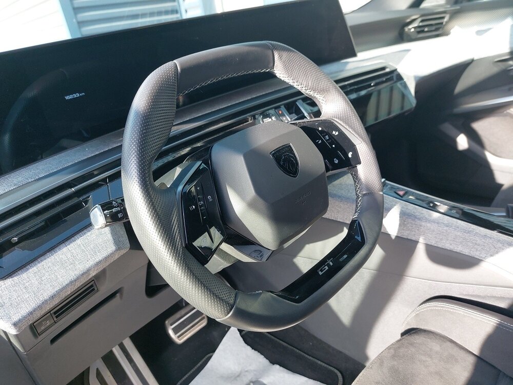 Occasion PEUGEOT 3008 3008 Hybrid 136 e-DCS6 - GT