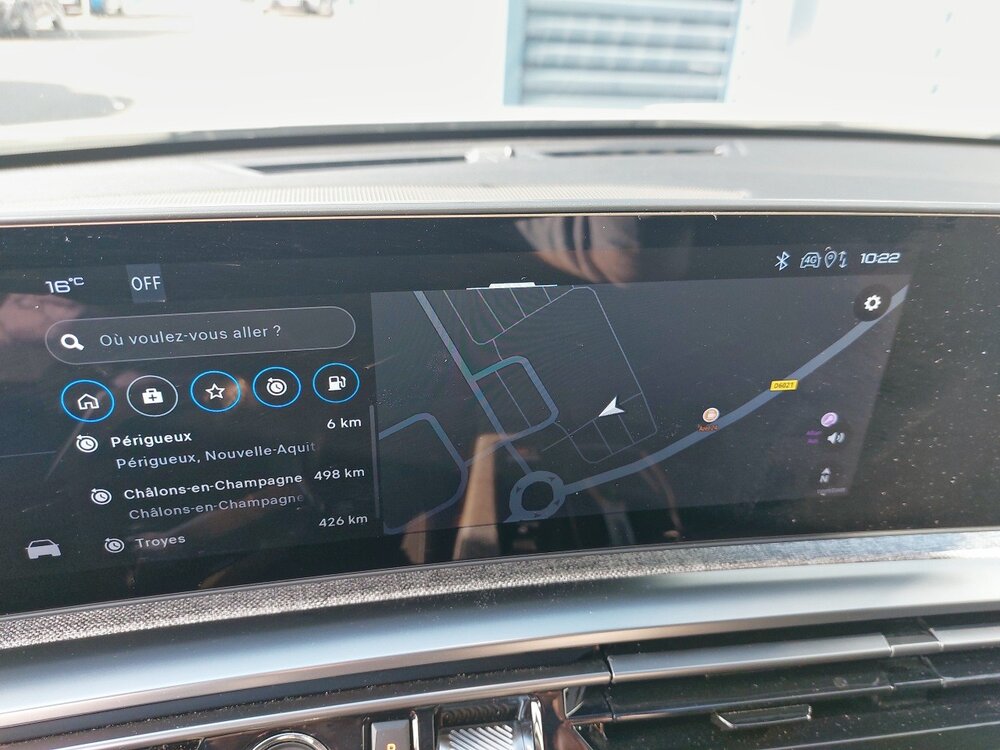 Occasion PEUGEOT 3008 3008 Hybrid 136 e-DCS6 - GT