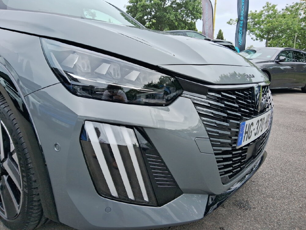 Occasion PEUGEOT 208 208 Electrique 50 kWh 136ch - GT