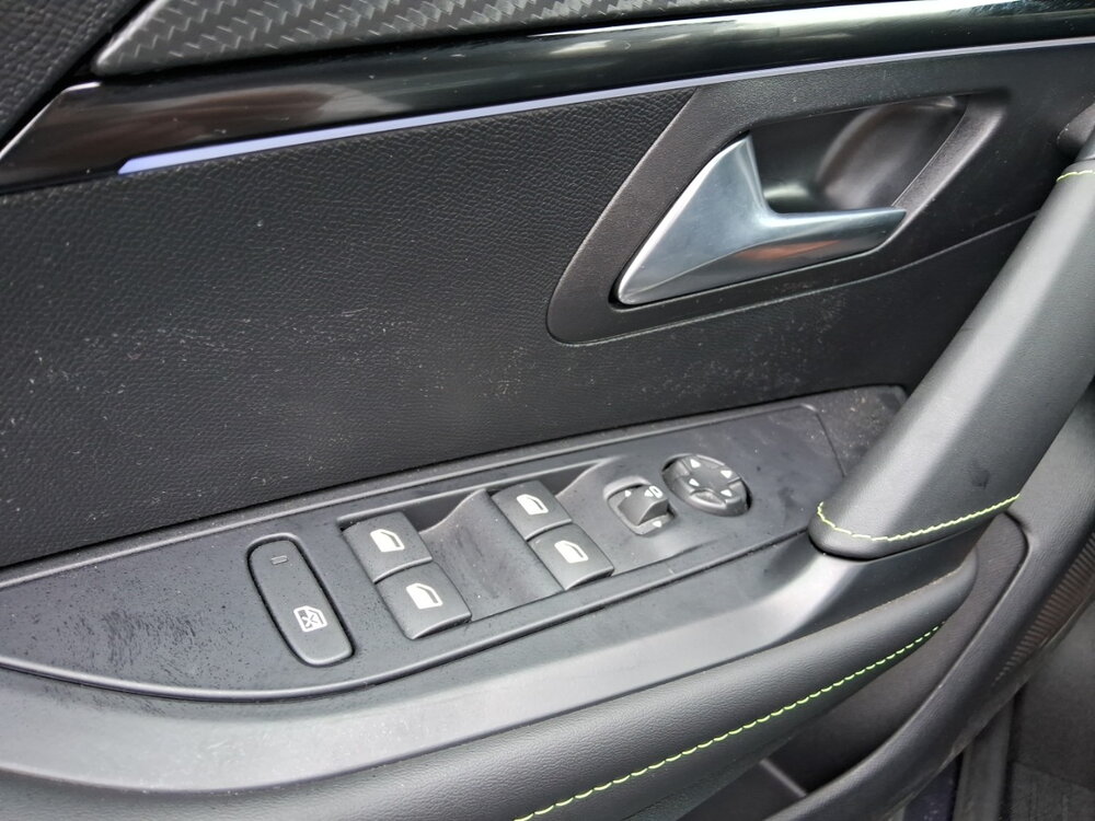 Occasion PEUGEOT 208 208 Electrique 50 kWh 136ch - GT