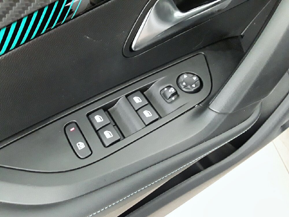 Occasion PEUGEOT 2008 2008 BlueHDi 130 S&S EAT8 - Allure