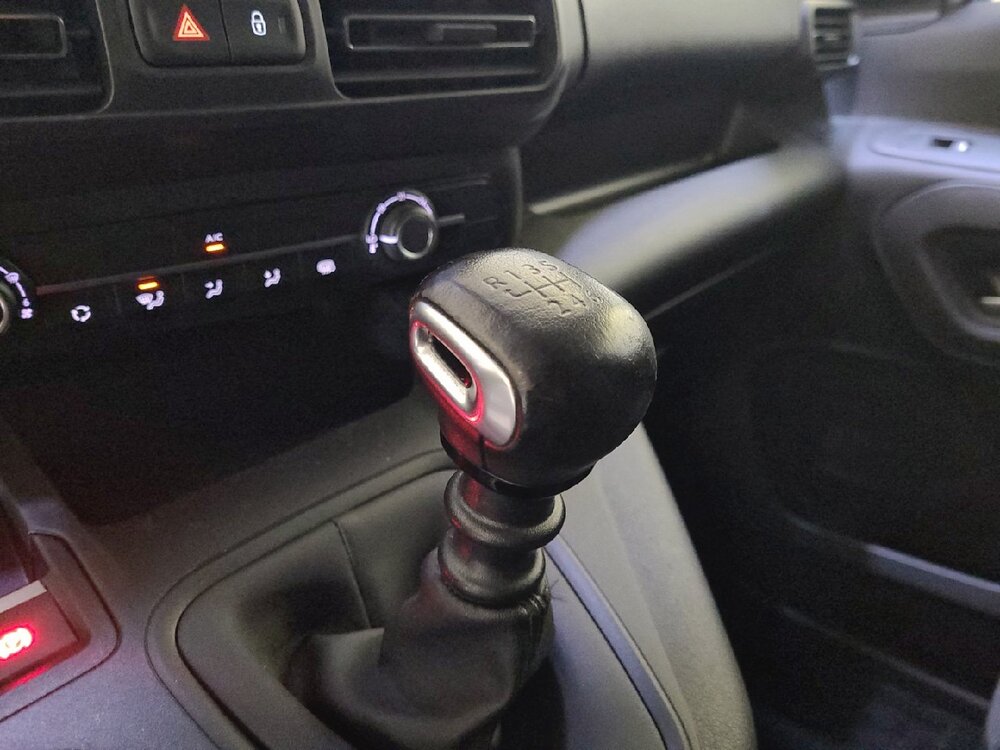 Occasion PEUGEOT Partner PARTNER FOURGON M 950 KG BLUEHDI 100 S&S BVM6