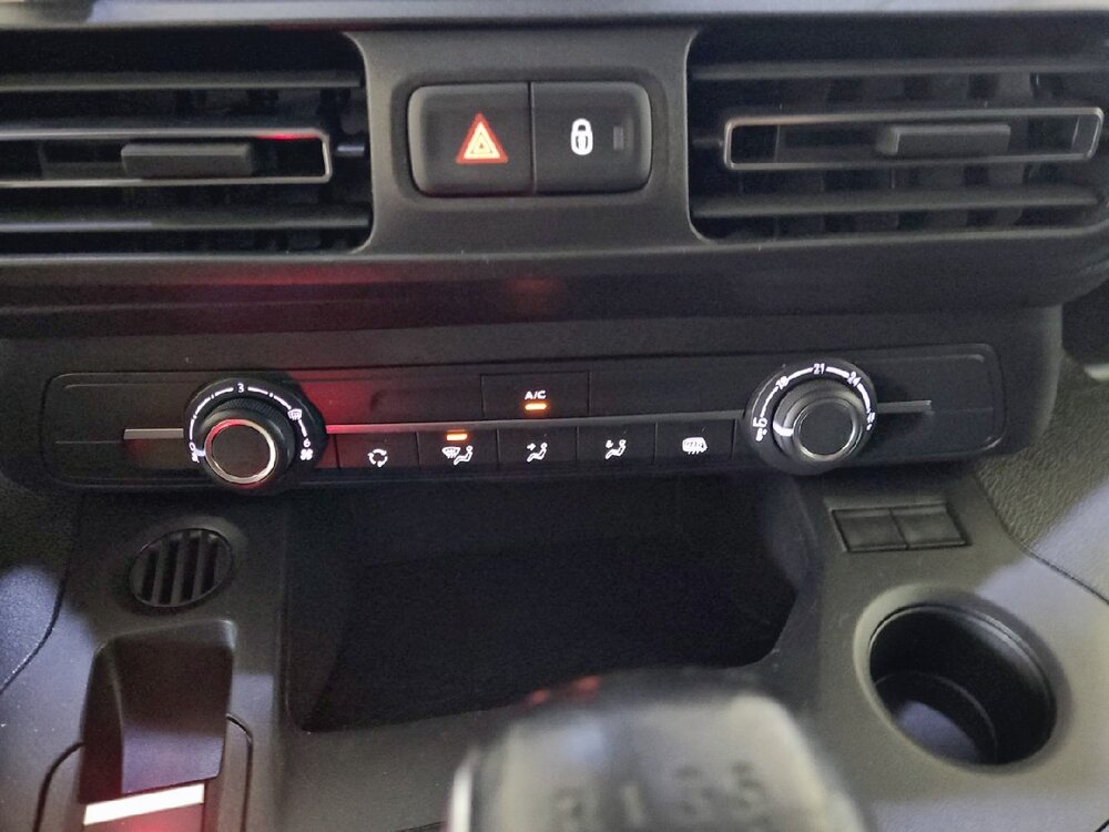 Occasion PEUGEOT Partner PARTNER FOURGON M 950 KG BLUEHDI 100 S&S BVM6