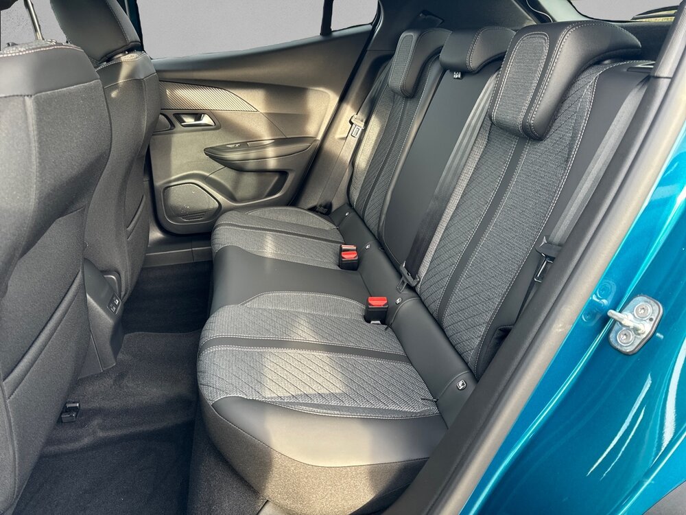 Occasion PEUGEOT 2008 2008 Hybrid 145 e-DCS6 - série spéciale ENVY