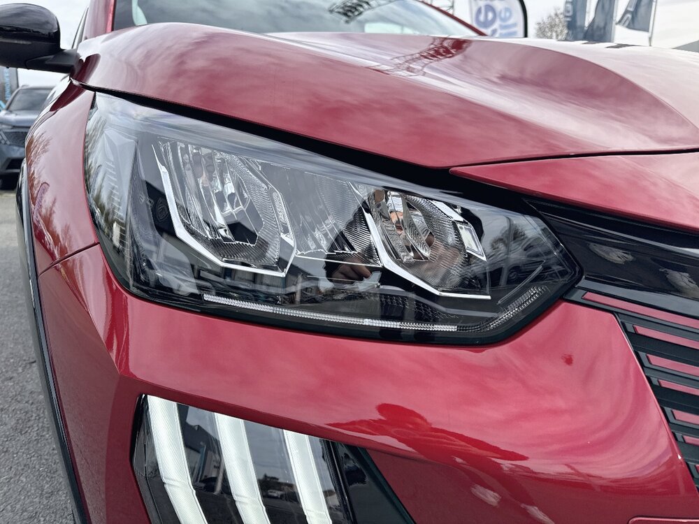 Occasion PEUGEOT 208 208 Hybrid 110 e-DCS6 - série spéciale ENVY