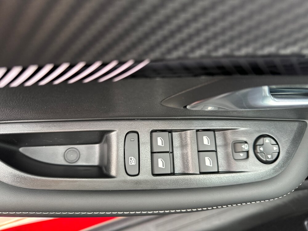 Occasion PEUGEOT 208 208 Hybrid 110 e-DCS6 - série spéciale ENVY