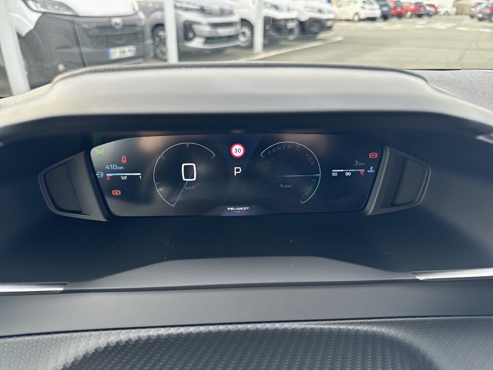 Occasion PEUGEOT 208 208 Hybrid 110 e-DCS6 - série spéciale ENVY