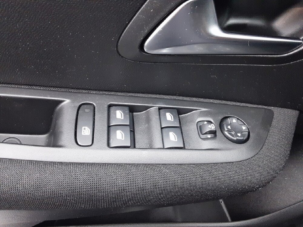 Occasion PEUGEOT 208 208 PureTech 75 S&S BVM5