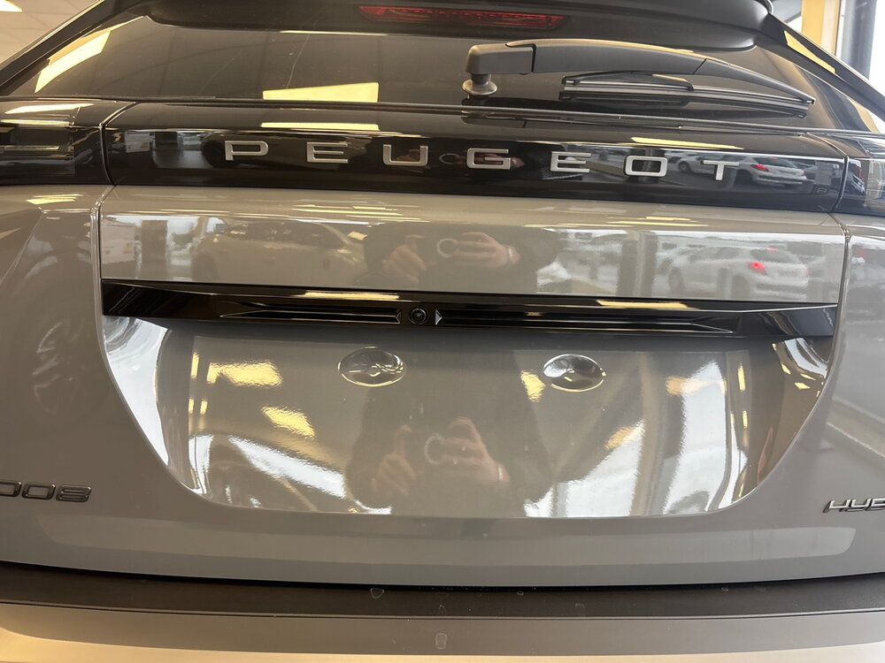 Occasion PEUGEOT 2008 2008 Hybrid 145 e-DCS6 - série spéciale ENVY