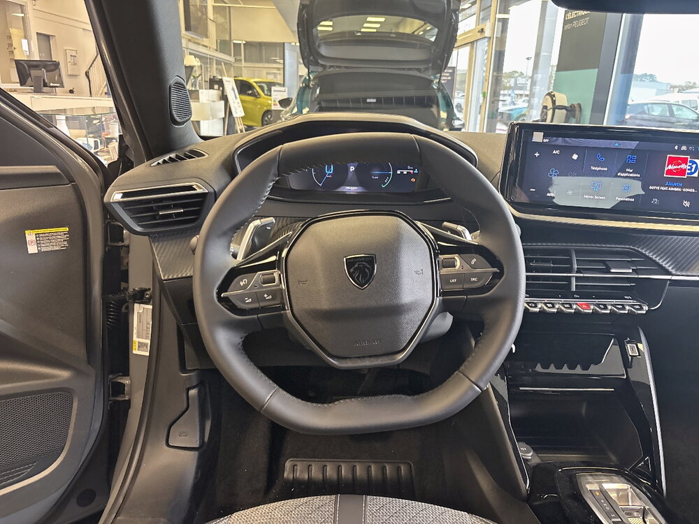 Occasion PEUGEOT 2008 2008 Hybrid 145 e-DCS6 - série spéciale ENVY