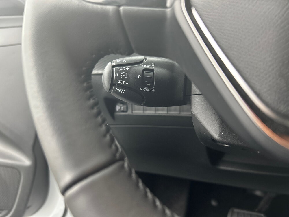 Occasion PEUGEOT 208 208 Hybrid 100 e-DCS6 - Style