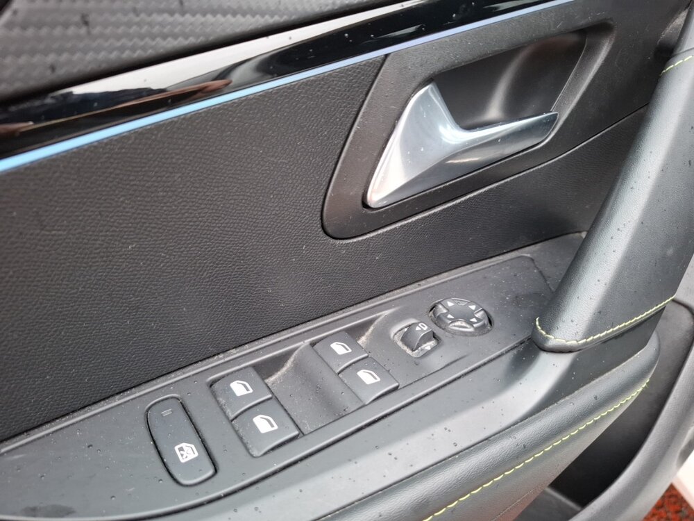 Occasion PEUGEOT 208 208 Electrique 50 kWh 136ch - GT