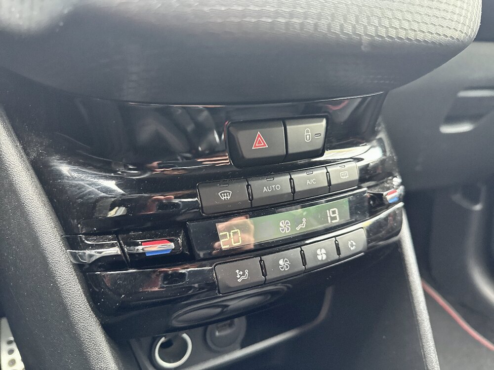 Occasion PEUGEOT 2008 2008 BlueHDi 120ch S&S EAT6 - GT Line