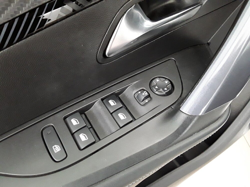 Occasion PEUGEOT 2008 2008 BlueHDi 100 S&S BVM6 - Allure