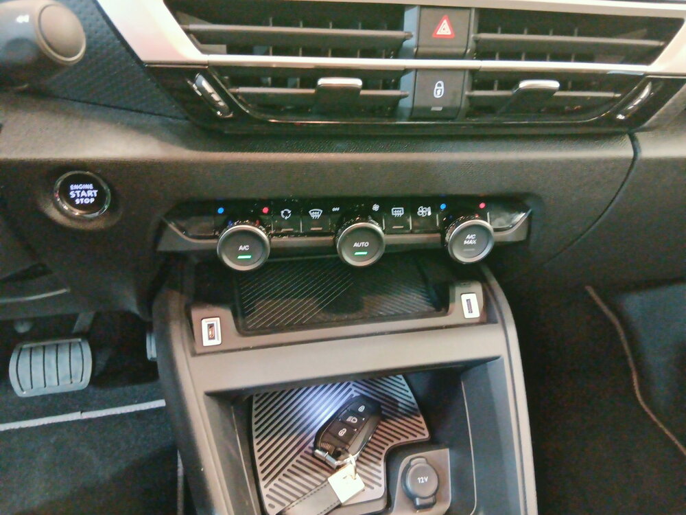 Occasion CITROEN C4 C4 Hybride 145 e-DCS6 - Collection