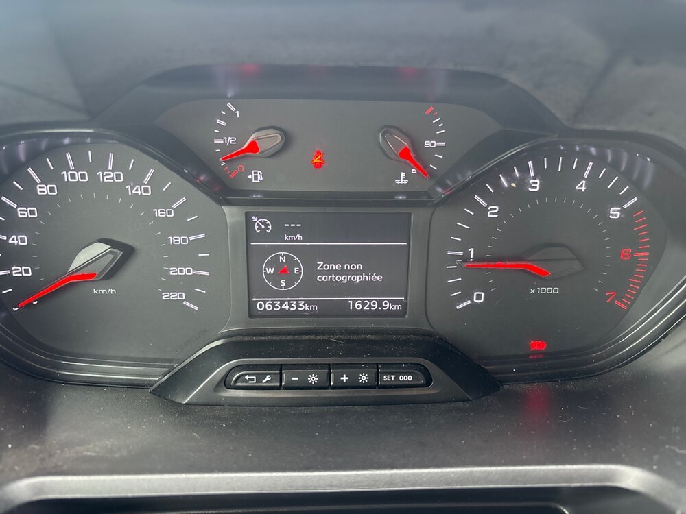 Occasion PEUGEOT Partner PARTNER FOURGON STANDARD 650 KG BLUEHDI 100 S&S BVM6 - ASPHALT