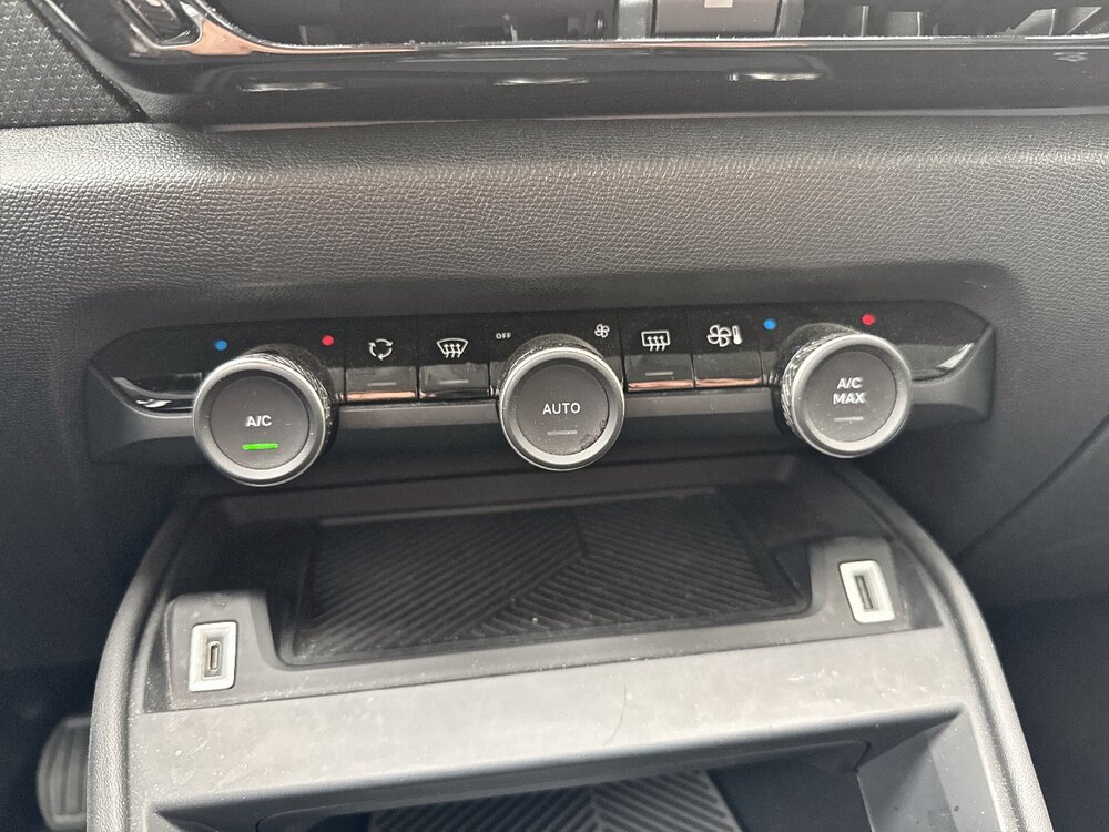 Occasion CITROEN C4 C4 BlueHDi 110 S&S BVM6 - Shine