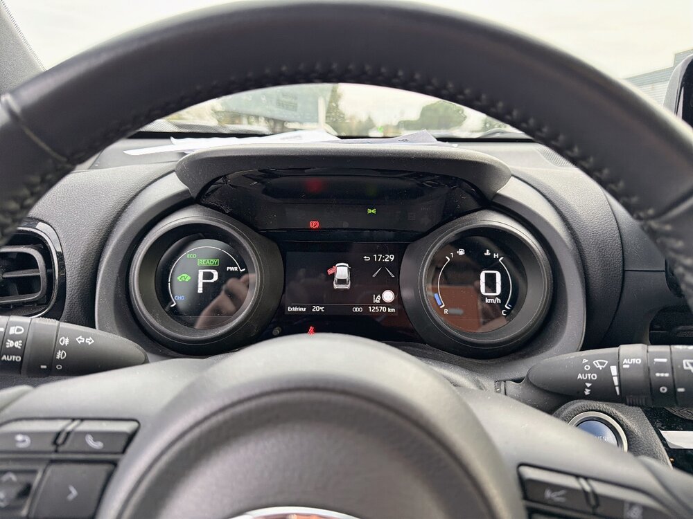 Occasion TOYOTA Yaris Yaris Cross Hybride 116h 2WD - Design