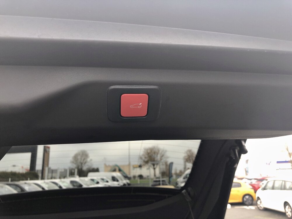 Occasion PEUGEOT 3008 3008 Hybrid 145 e-DCS6 - GT