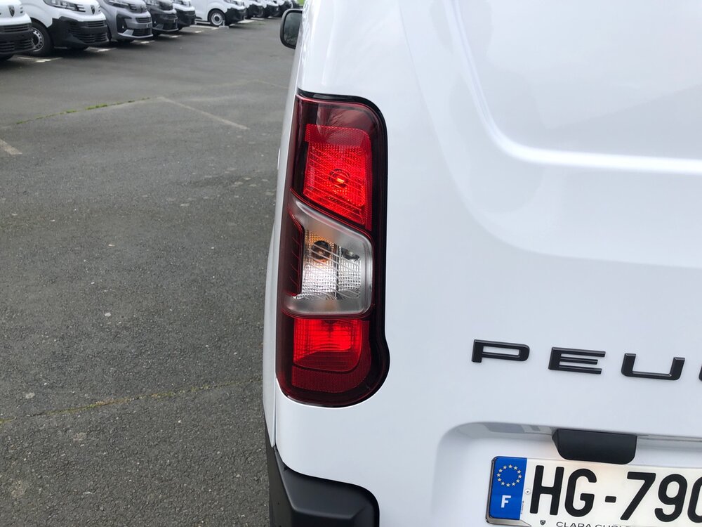 Occasion PEUGEOT Partner PARTNER FOURGON M 650 KG BLUEHDI 130 S&S EAT8